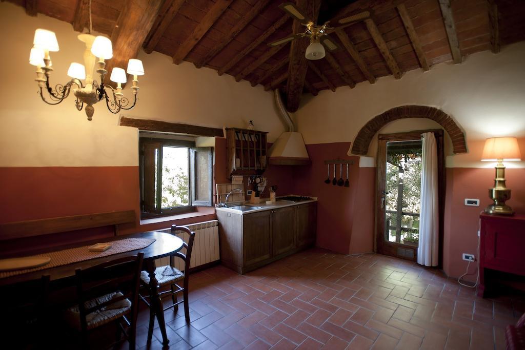 Agriturismo La Pieve Pelago Room photo